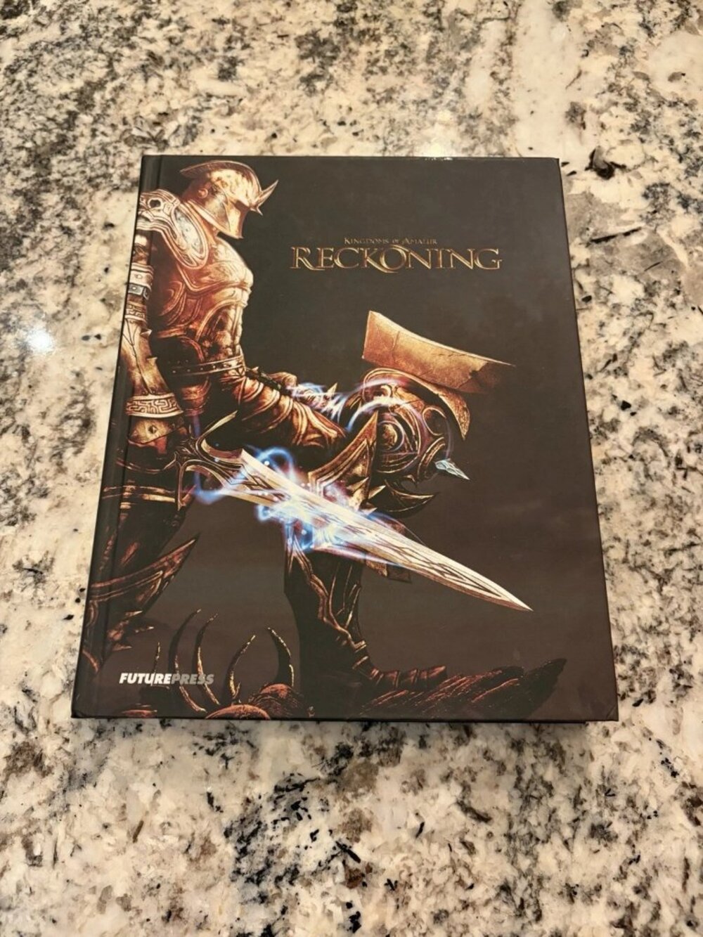 Kingdoms of Amalur Reckoning Hardcover Strategy Guide